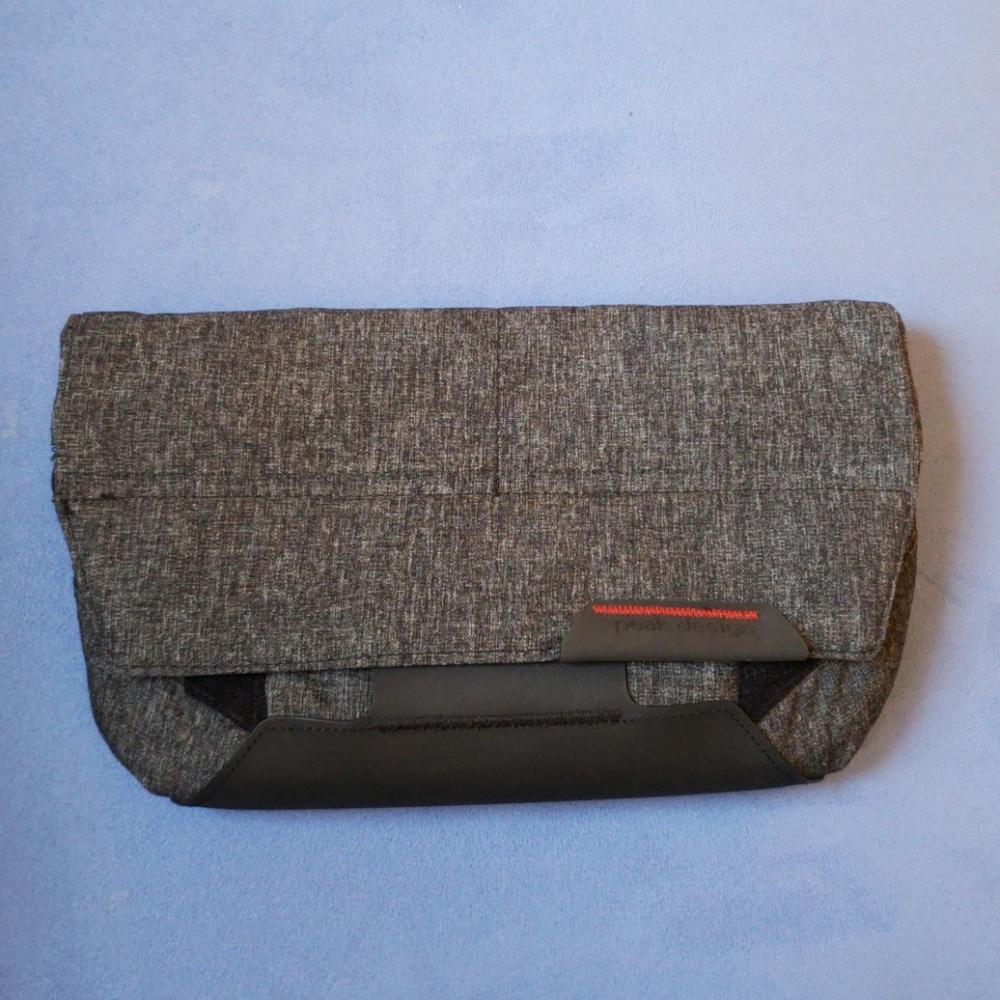 Peak design field bag